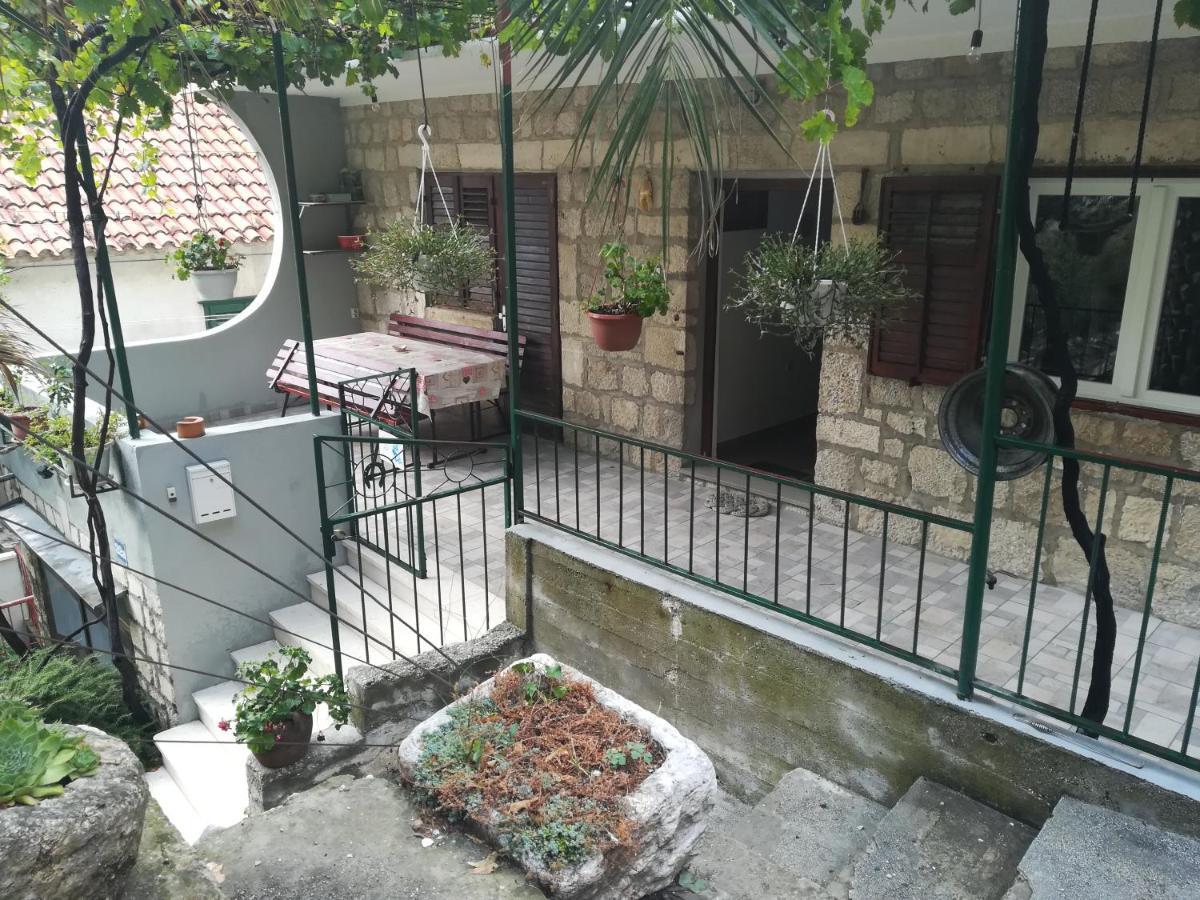 Apartmani Maruncic Omiš Εξωτερικό φωτογραφία